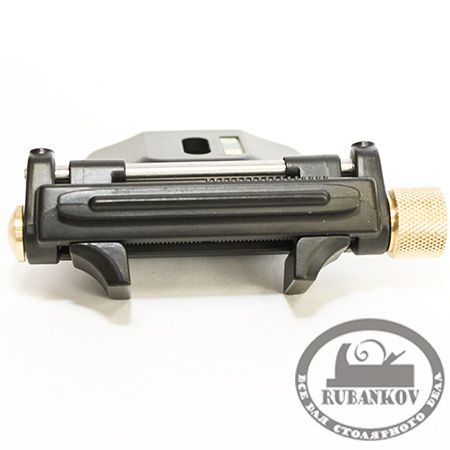 боковой зажим для точилки Veritas MK II (вид спереди) боковой зажим для точилки Veritas MK II (вид спереди)