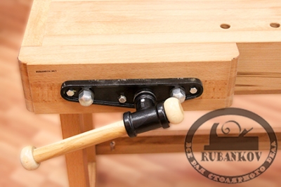 Верстак 2850*600мм, с лотком, ПТ - York HV516, БТ - York HV516 (два подверстачья) Верстак 2850*600мм, с лотком, ПТ - York HV516, БТ - York HV516 (два подверстачья)