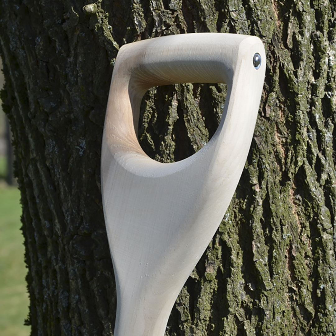 Лопаты Baack D-обр. рукоять, 270*170мм Лопаты Baack D-обр. рукоять, 270*170мм