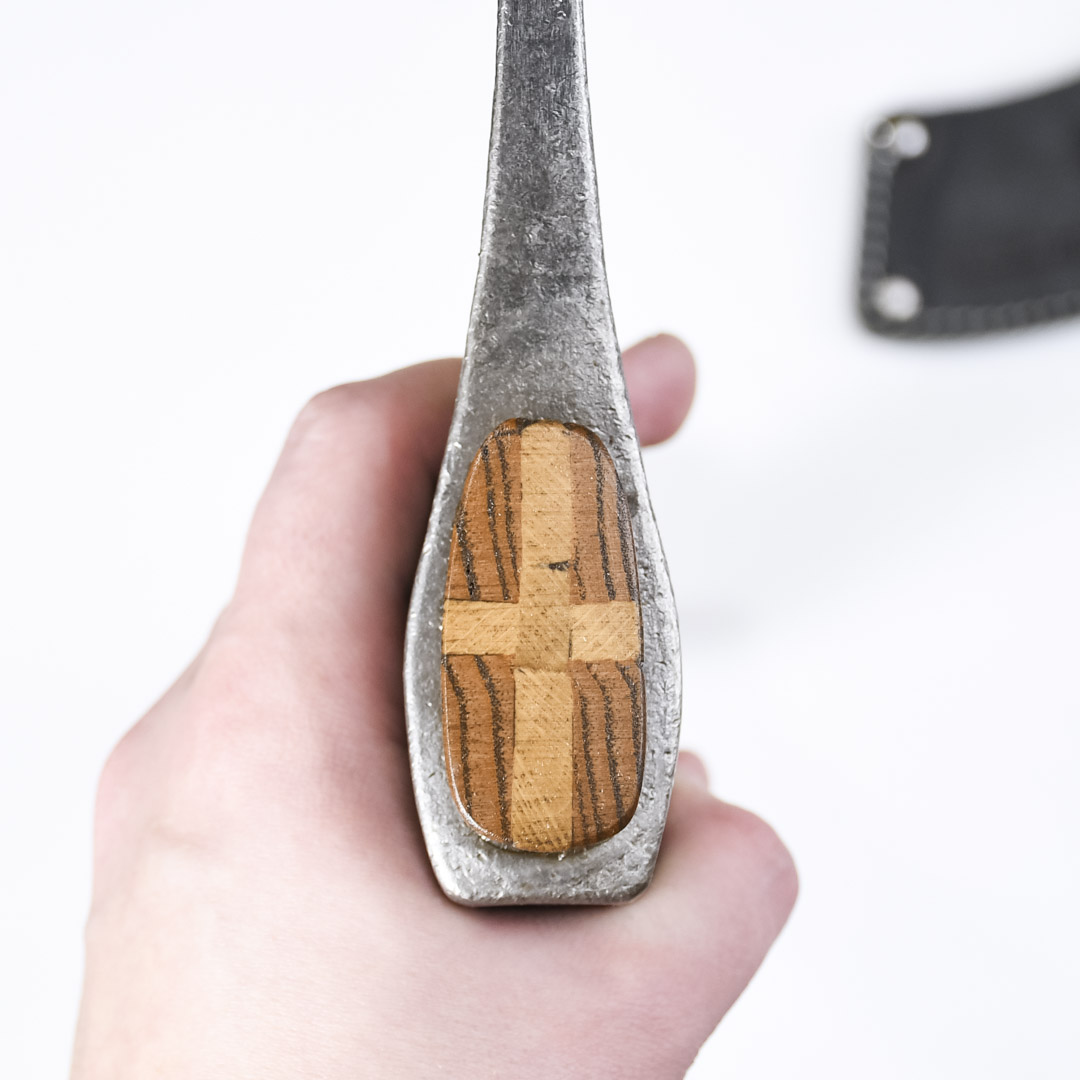 Топор ПЕТРОГРАДЪ, модель Полоцк 8, топорище н11 Топор ПЕТРОГРАДЪ, модель Полоцк 8, топорище н11