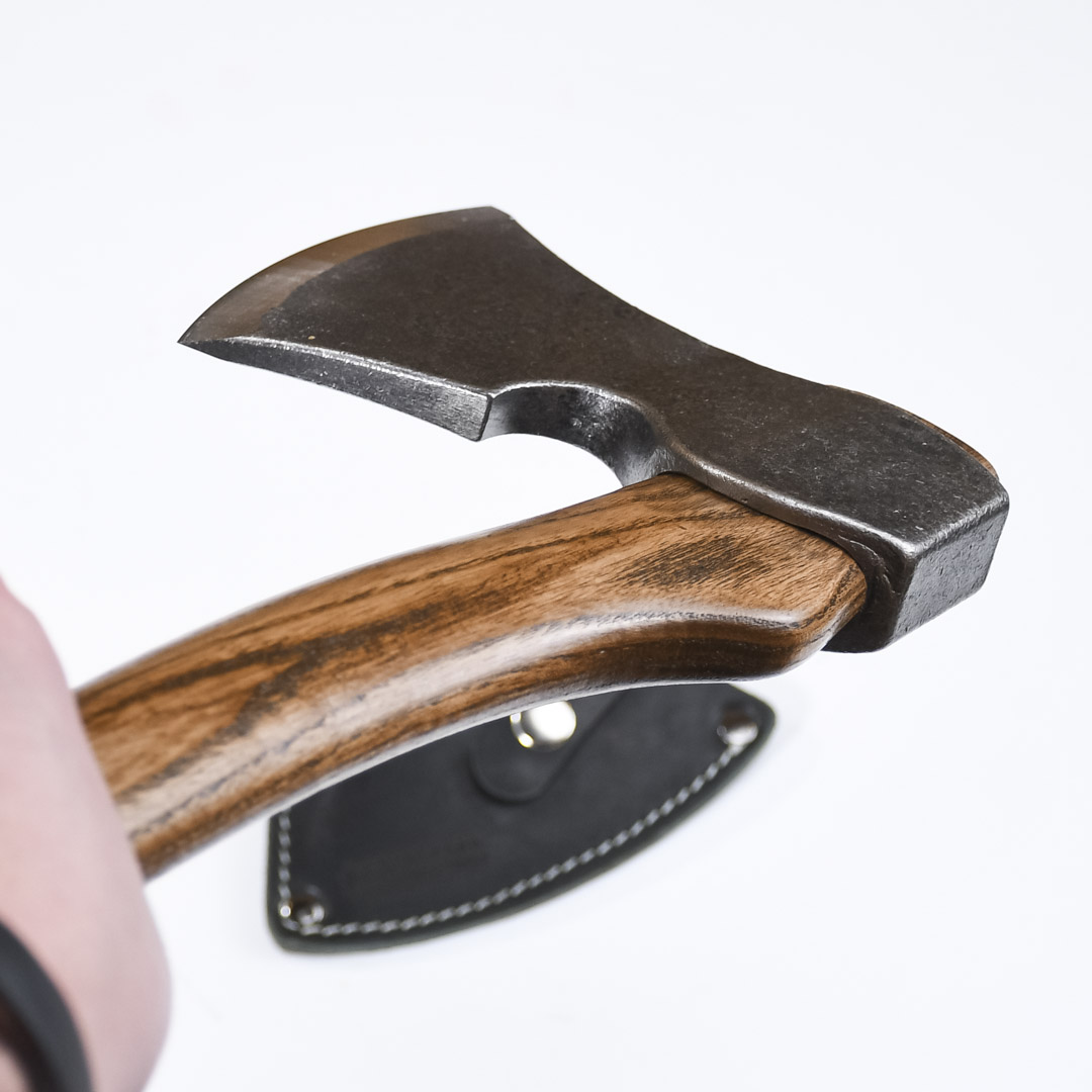 Топор ПЕТРОГРАДЪ, модель Полоцк 8, топорище н11 Топор ПЕТРОГРАДЪ, модель Полоцк 8, топорище н11