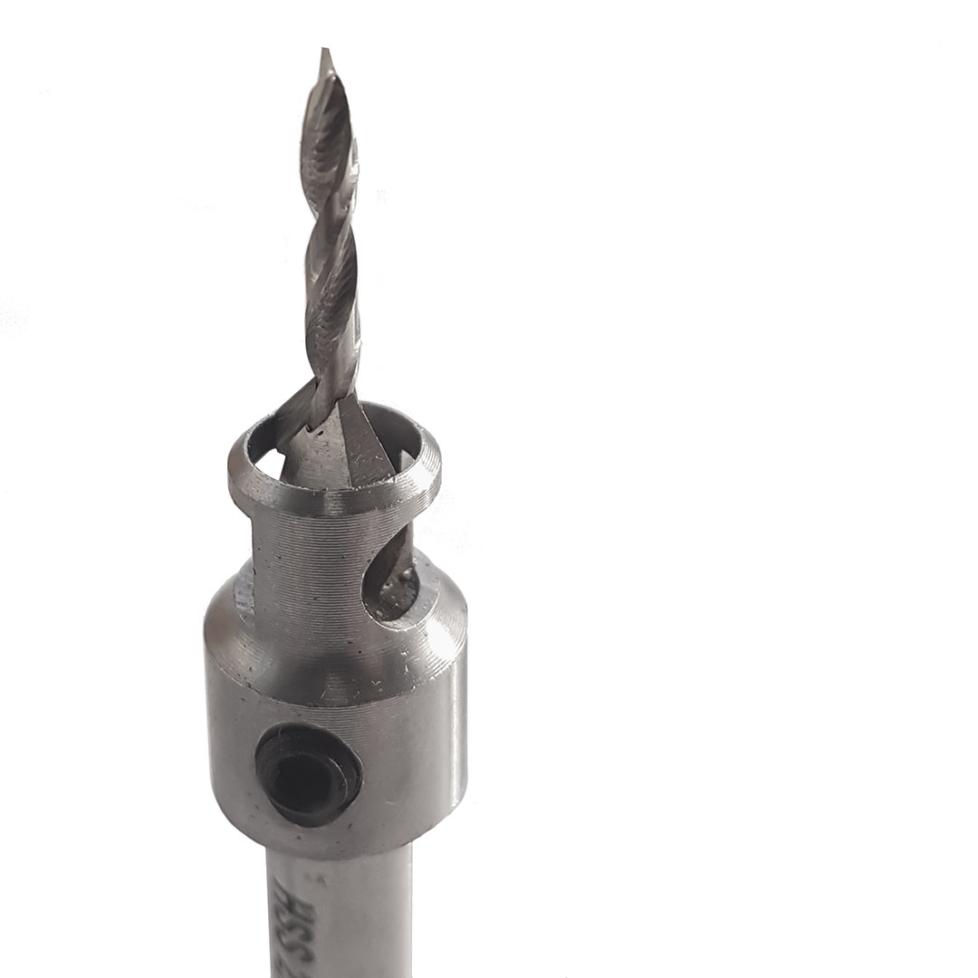 Сверло с зенкующей насадкой Сверло с зенкующей насадкой