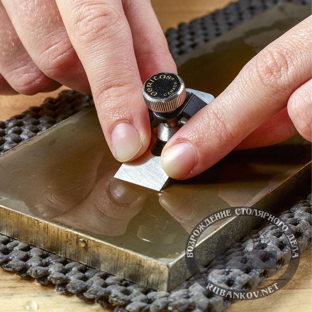  Veritas Miniature Honing Guide,  