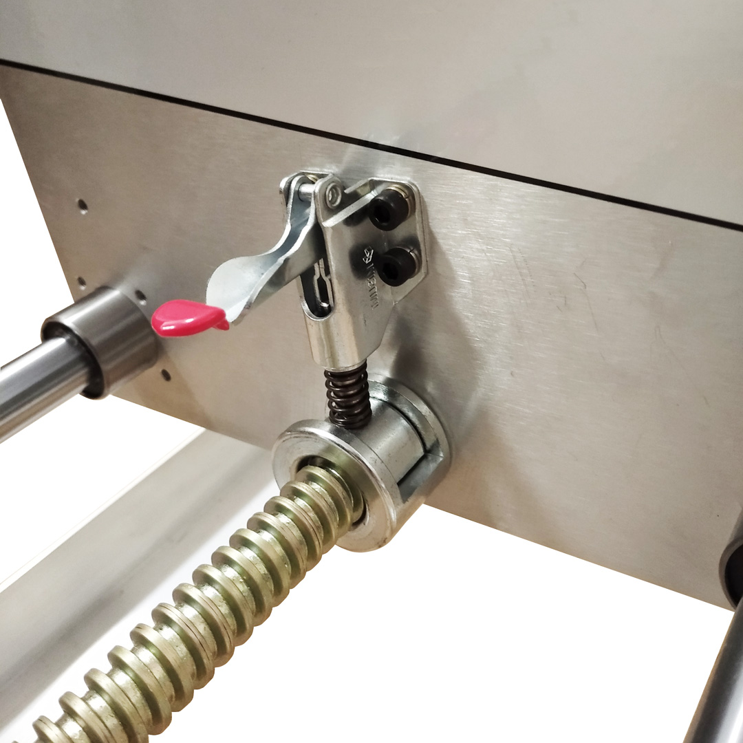 Тиски резчицкие быстрозажимные Manpa 600мм Тиски резчицкие быстрозажимные Manpa 600мм