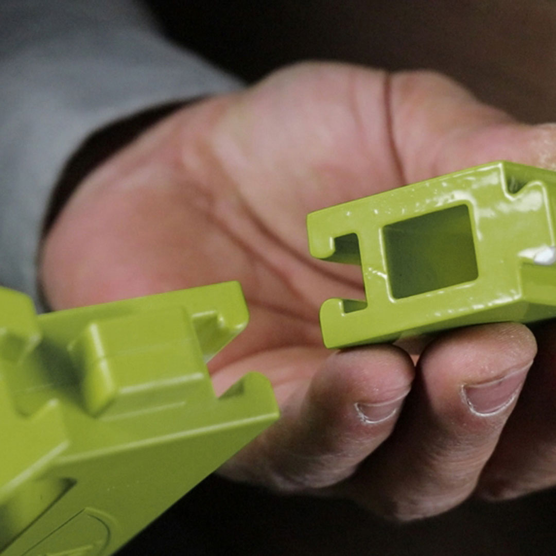  BOW GP7     BOW GP5 GUIDE PRO