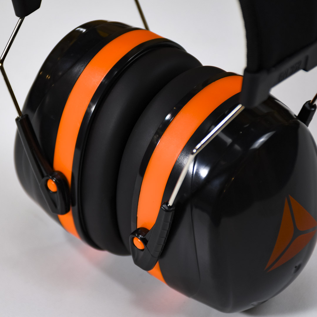   SNR 33 , MAGNY-COURS 2, 