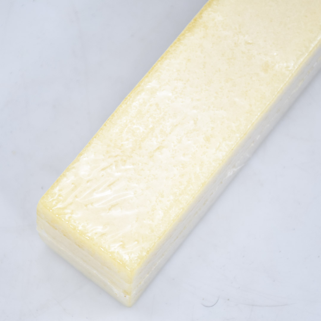 Брусок для чистки шлифовальных абразивов, белый каучук Брусок для чистки шлифовальных абразивов, белый каучук