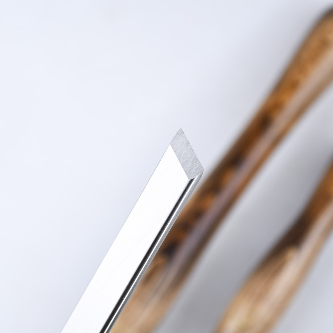   Crown HSS, Rolled Edge Skew