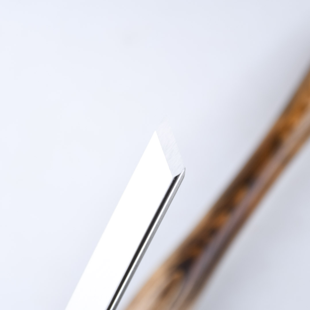   Crown HSS, Rolled Edge Skew