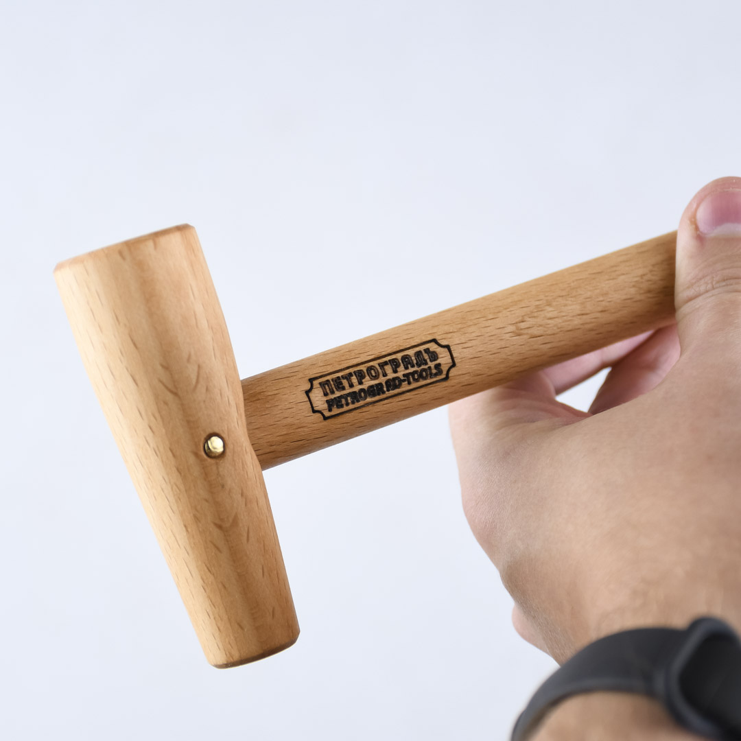 Деревянный молоток, боёк D28/18мм * 82мм, длина 234мм, материал - бук Деревянный молоток, боёк D28/18мм * 82мм, длина 234мм, материал - бук