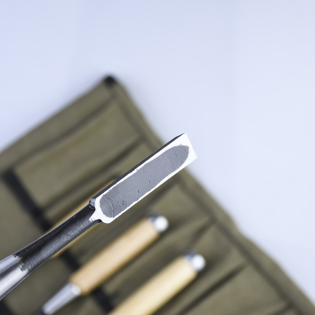    Oire,  , 4  (6,9,12,15 )