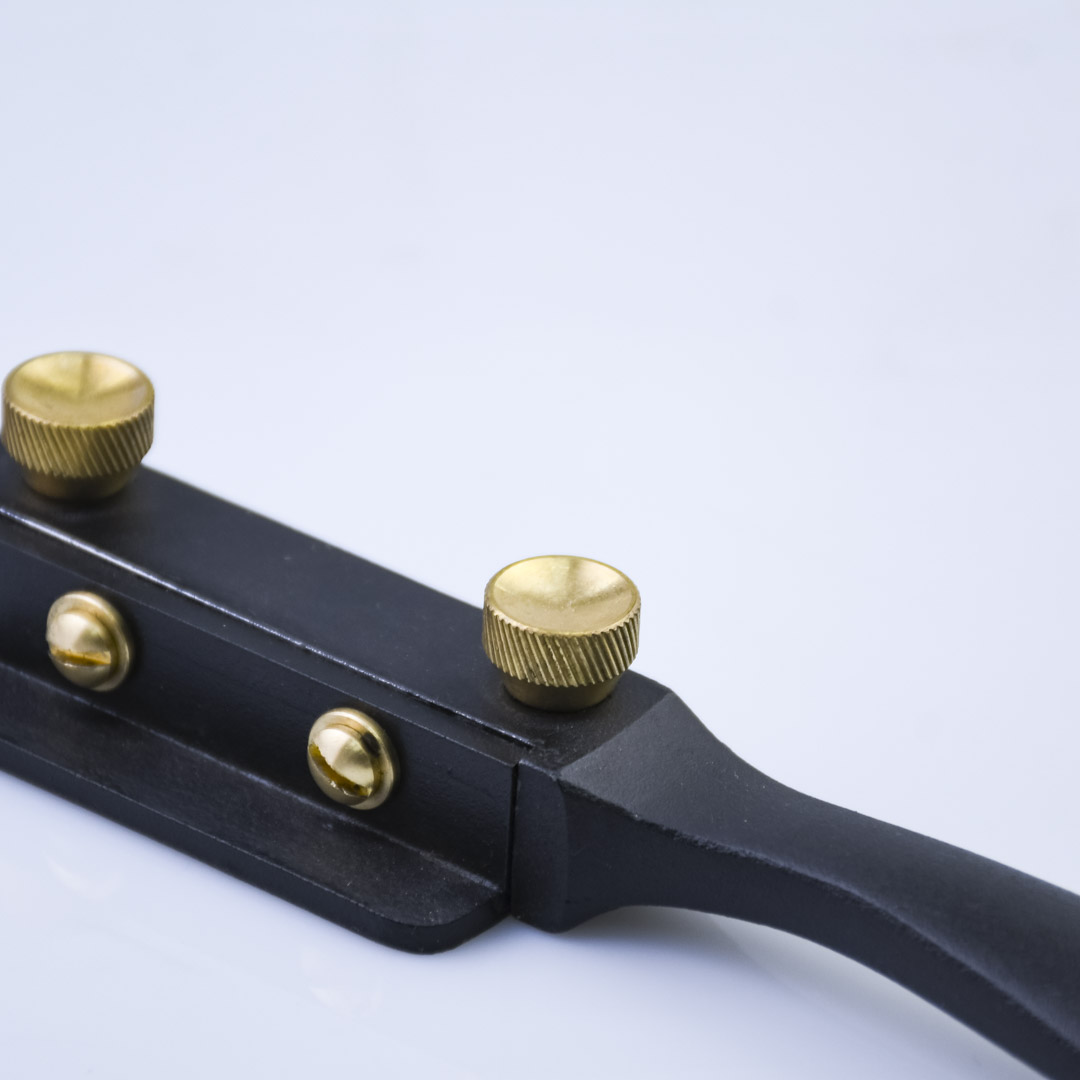  GOLDRATIO, Low Angle, 240 (9.1/2