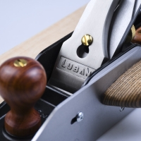 Рубанок Luban N5, 355мм/51мм/T10, с боковым упором Рубанок Luban N5, 355мм/51мм/T10, с боковым упором