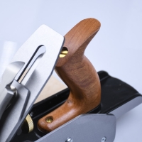 Рубанок Luban N5, 355мм/51мм/T10, с боковым упором Рубанок Luban N5, 355мм/51мм/T10, с боковым упором