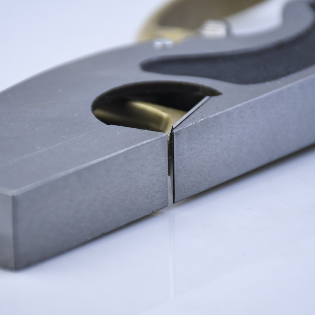 - GOLDRATIO, 42, 200/19, Shoulder Plane