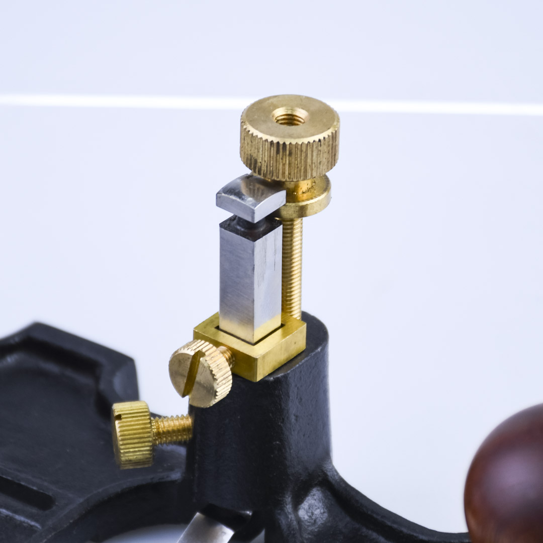 - GOLDRATIO 71, Router Plane
