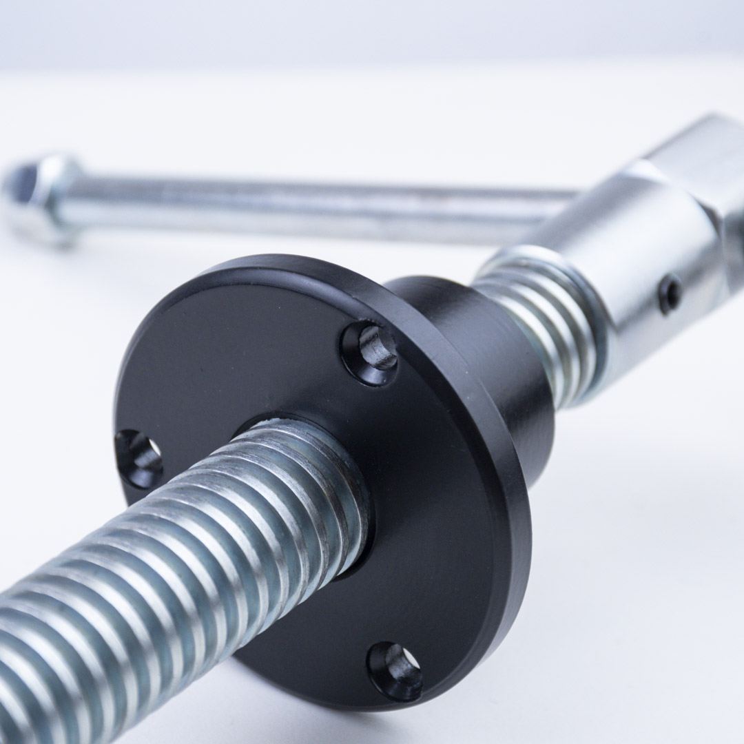     , , Tr26*5,  330 / 200,  