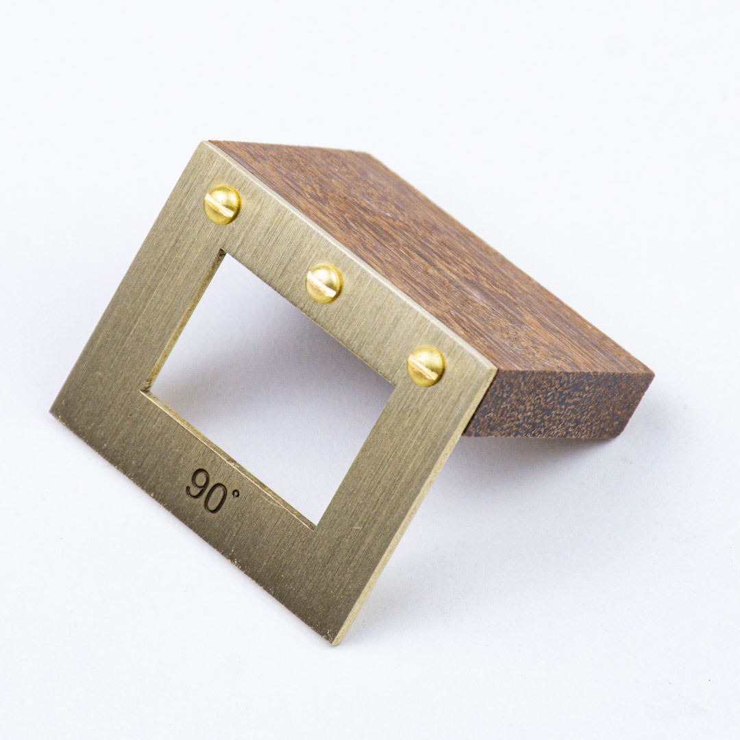 Разметочные угольники 90 и 45 градусов Разметочные угольники 90 и 45 градусов