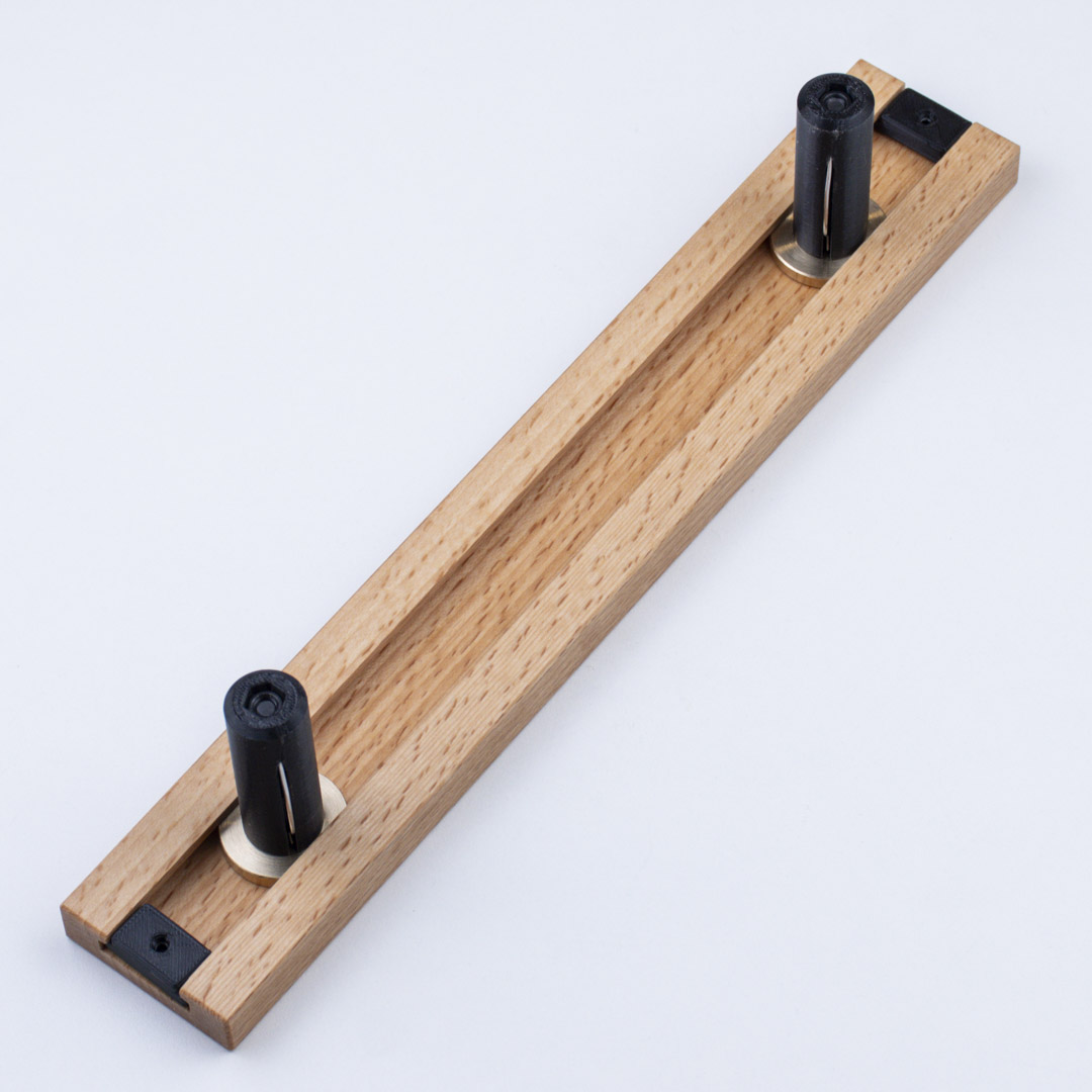 Упор верстачный ПЕТРОГРАДЪ, модель 3 (Planning Stop), для отверстий D19мм Упор верстачный ПЕТРОГРАДЪ, модель 3 (Planning Stop), для отверстий D19мм