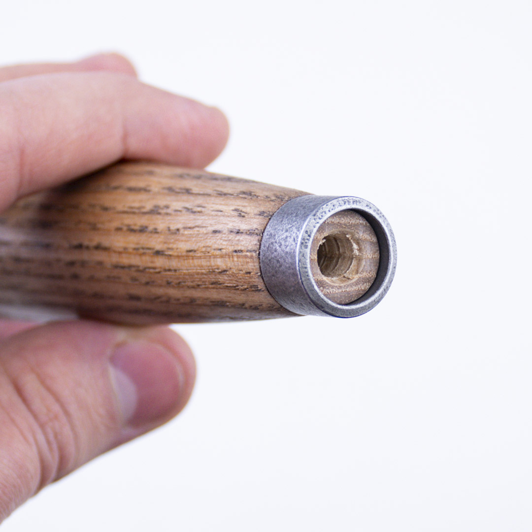 Рукоять н52, для короткой клюкарзы из серии *Вологда* со стальным кольцом Рукоять н52, для короткой клюкарзы из серии *Вологда* со стальным кольцом