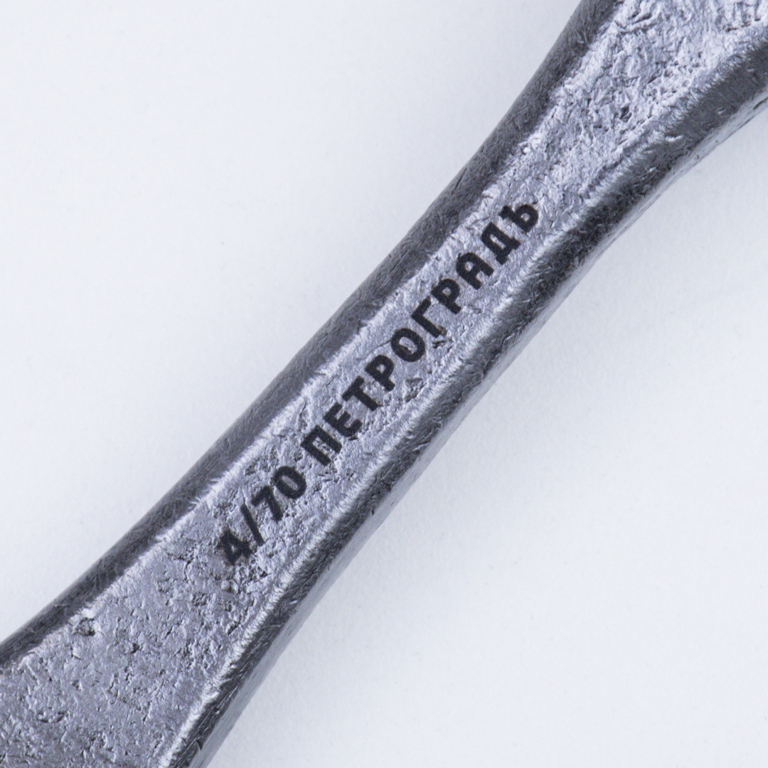 Скульптурная стамеска по дереву ПЕТРОГРАДЪ, серия Истукан Скульптурная стамеска по дереву ПЕТРОГРАДЪ, серия Истукан