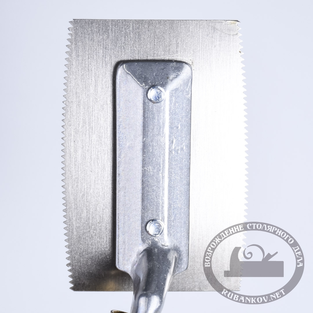    Pax Veneer Saw, 76 (3