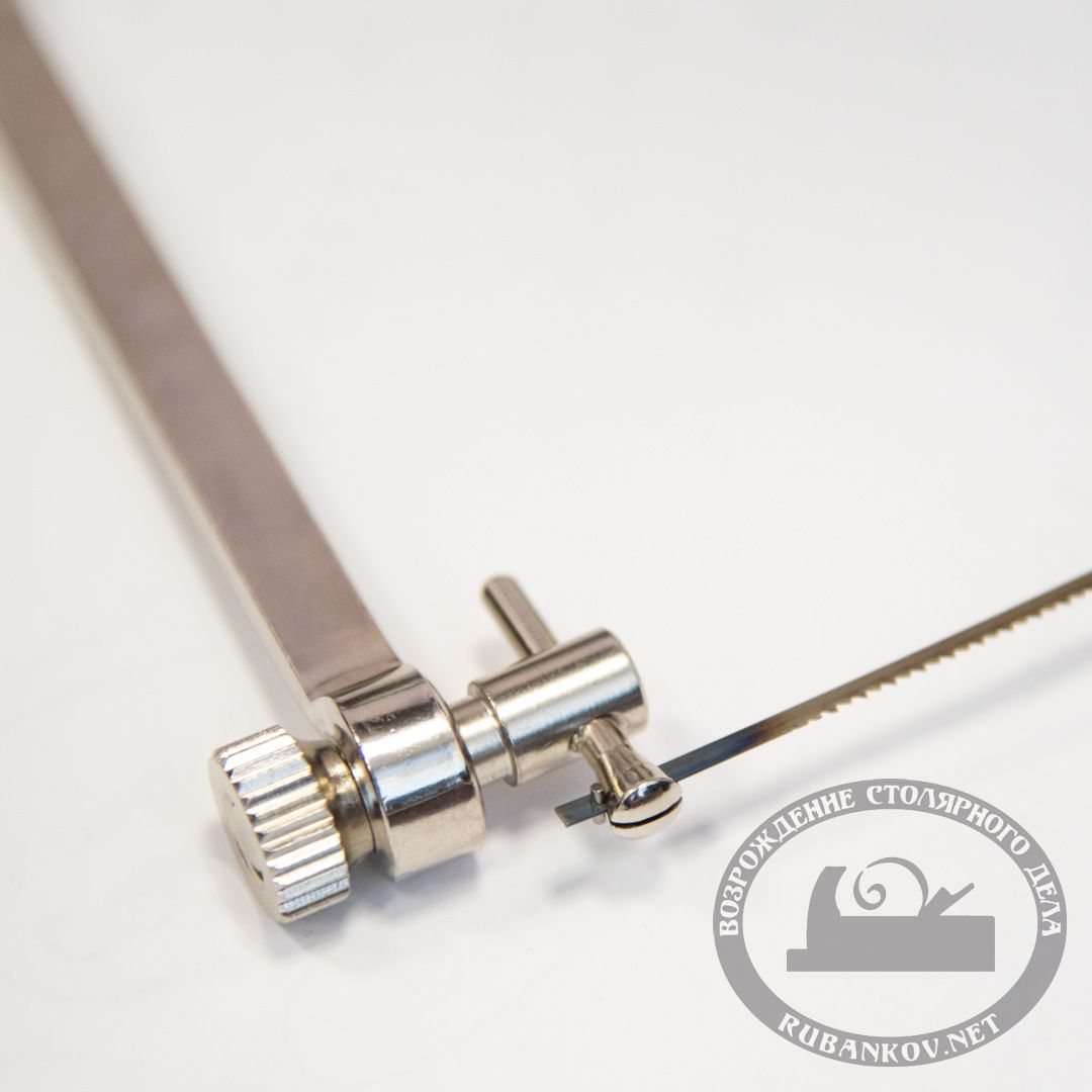 Лобзик ручной 150мм*165мм, пилка со штифтами поворачивается на 160град Лобзик ручной 150мм*165мм, пилка со штифтами поворачивается на 160град