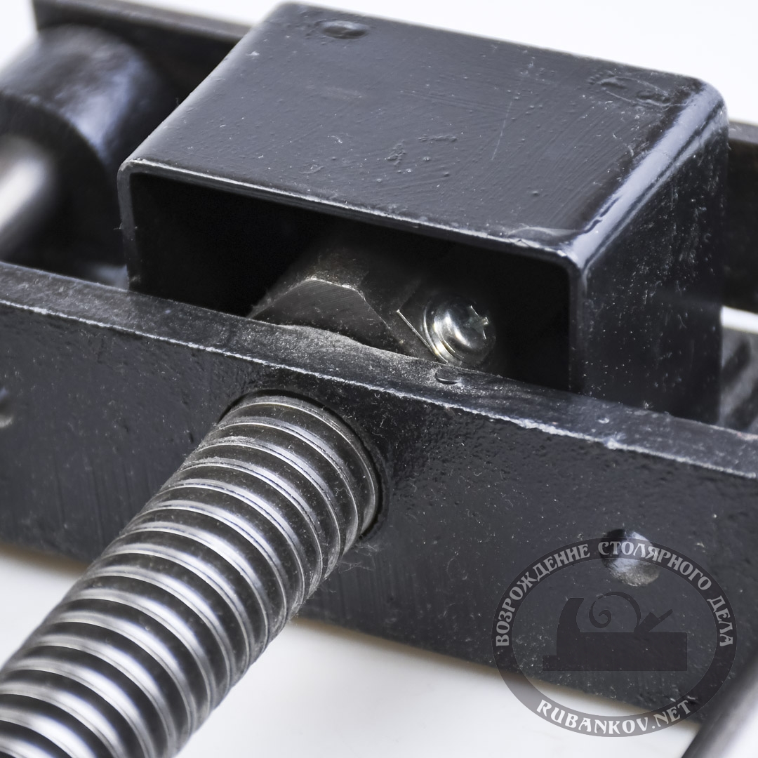   . ,   , D24, 390/205, 