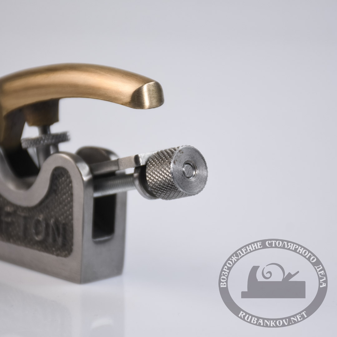 - Clifton N410 Shoulder Rebate Plane, 138/18