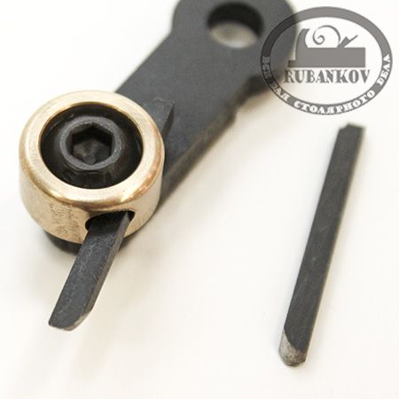      Crown Revolution,  Brass Clamped Probe