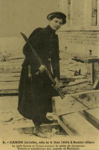 Первая девушка плотник Франции - Жульет Карон