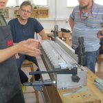 Установленный на шипорезку шаблон