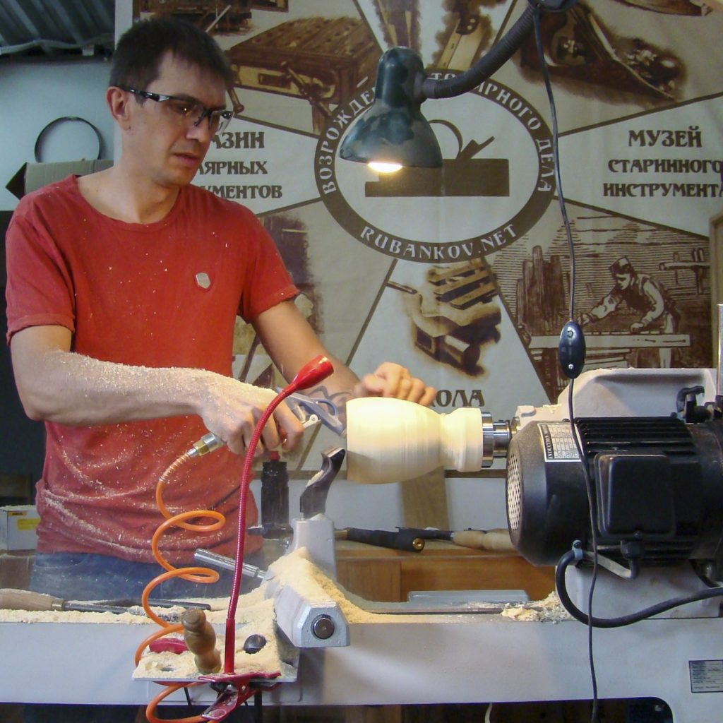 мастер-класс по точению полых форм