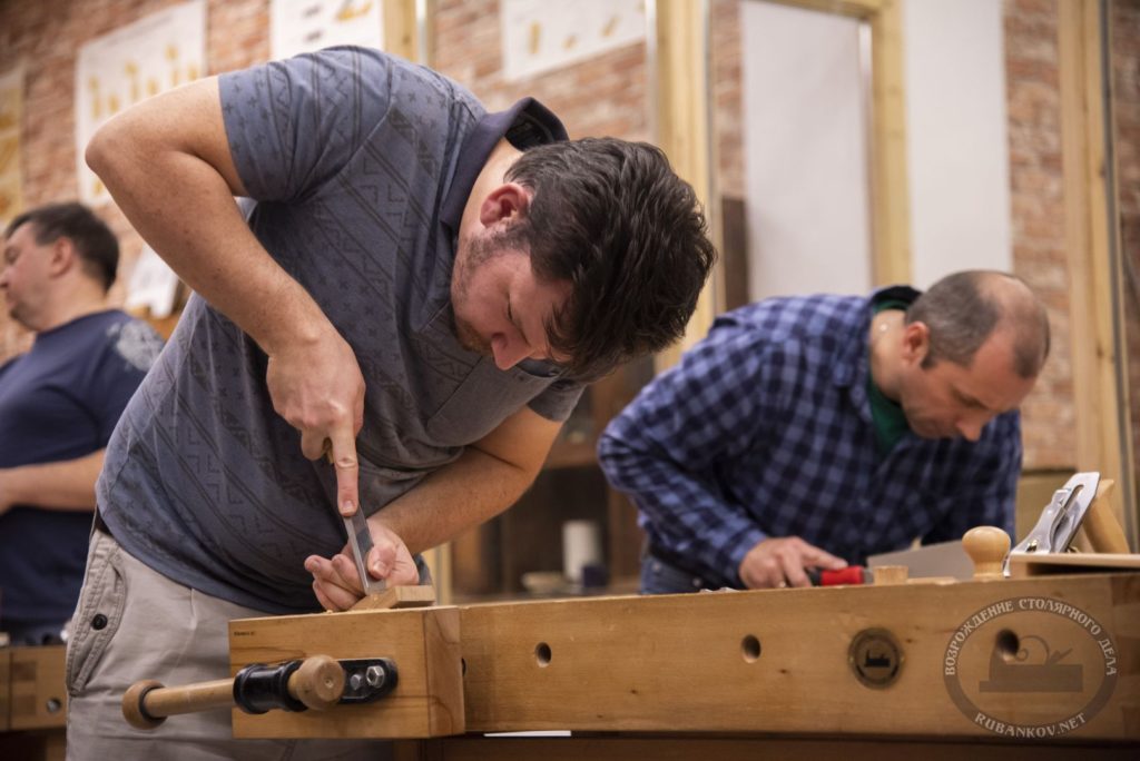 Классическое столярное дело, октябрь (осень-зима 2018, Дейкин)