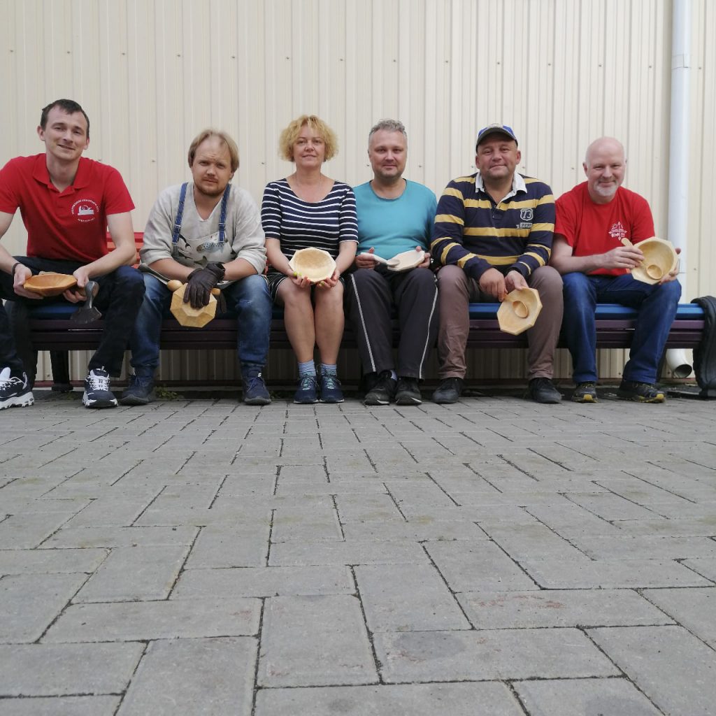 Практикум "Рубленная посуда из дерева"