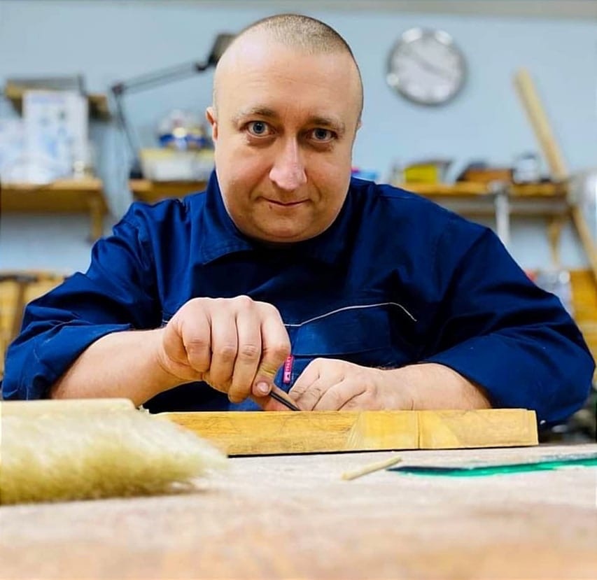 Алексей Новиков - мастер резьбы по дереву