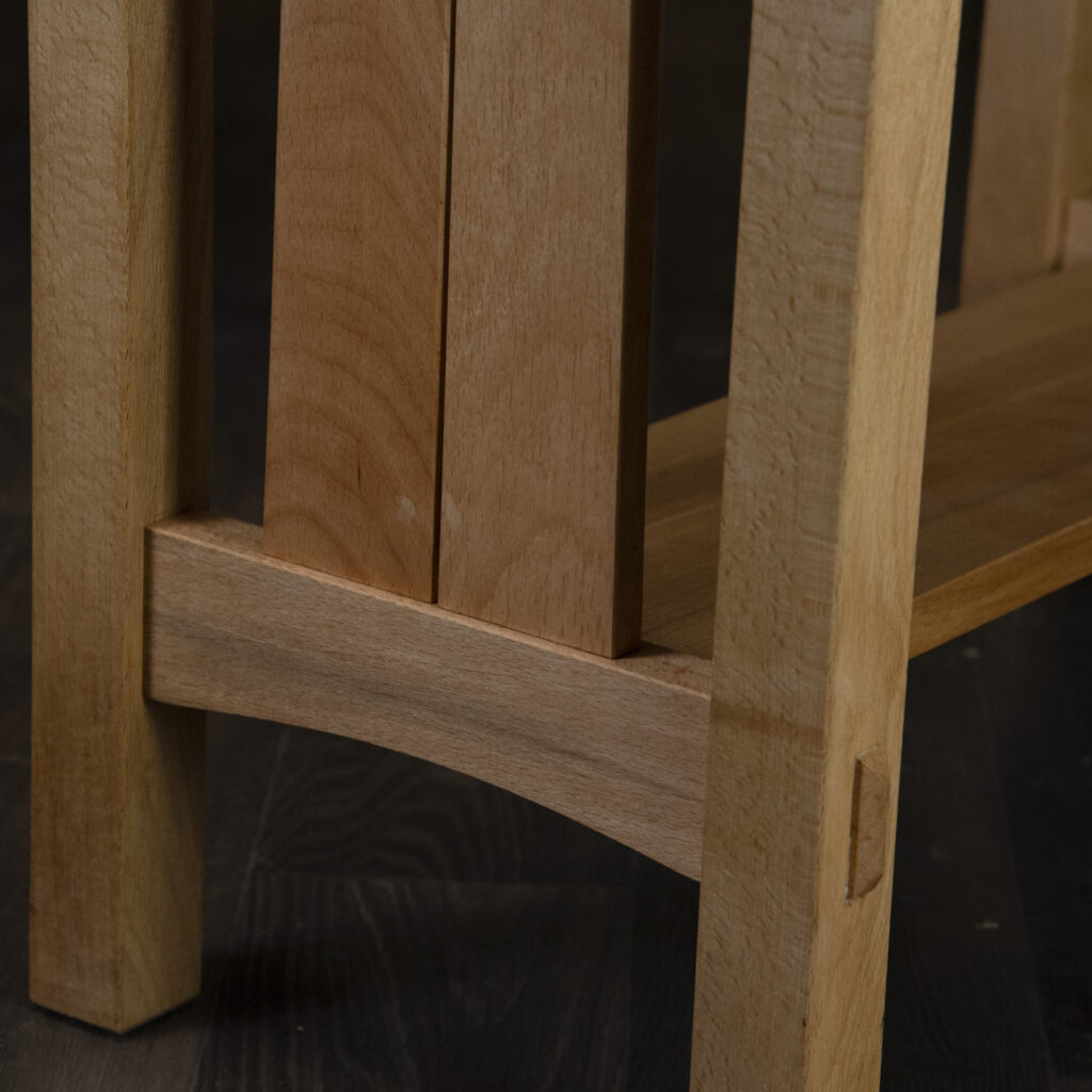 столик из бука #1, КСД 2024 (весна)