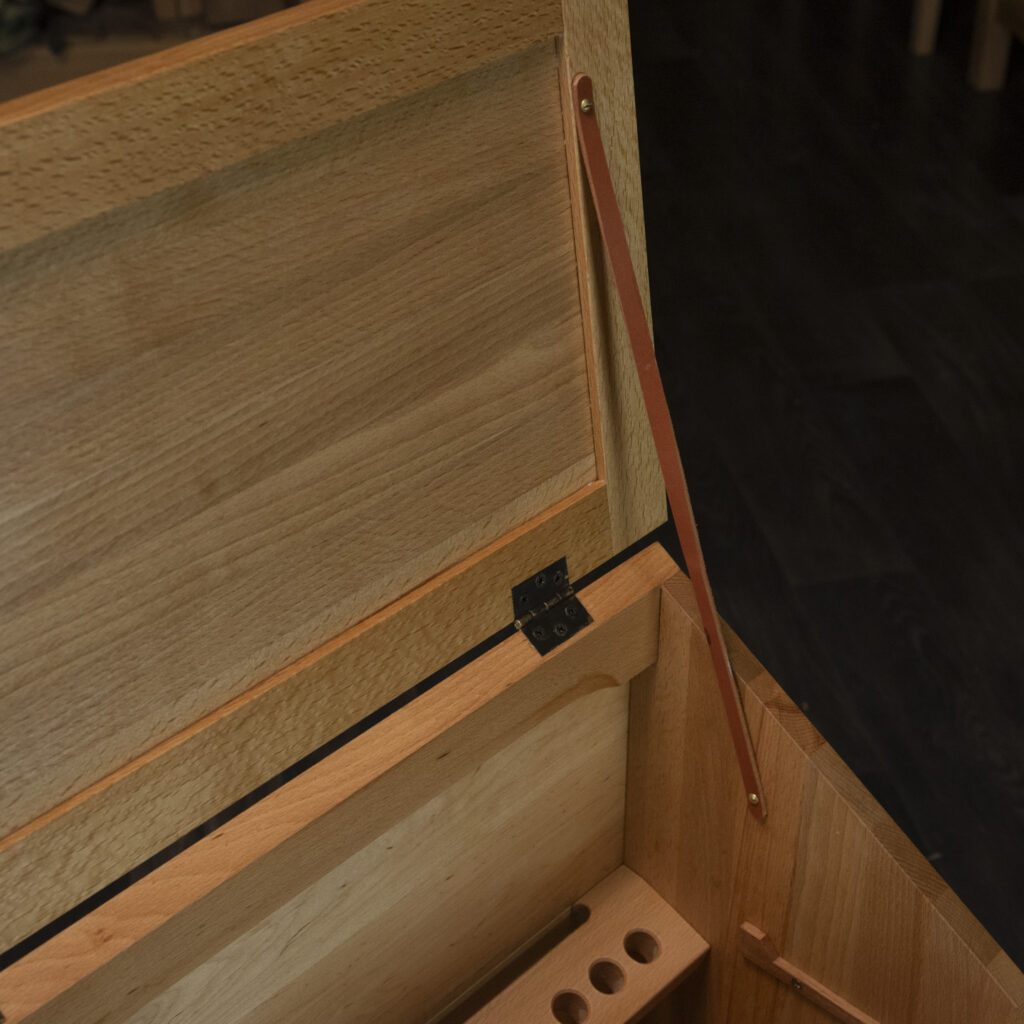 голландский инструментальный ящик (dutch tool box), КСД 2024 (весна)