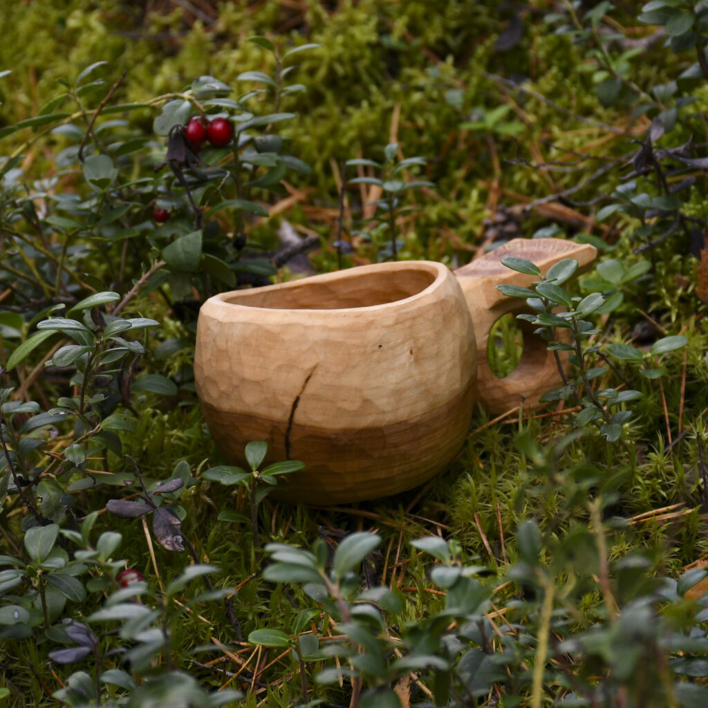 рубленая посуда из дерева