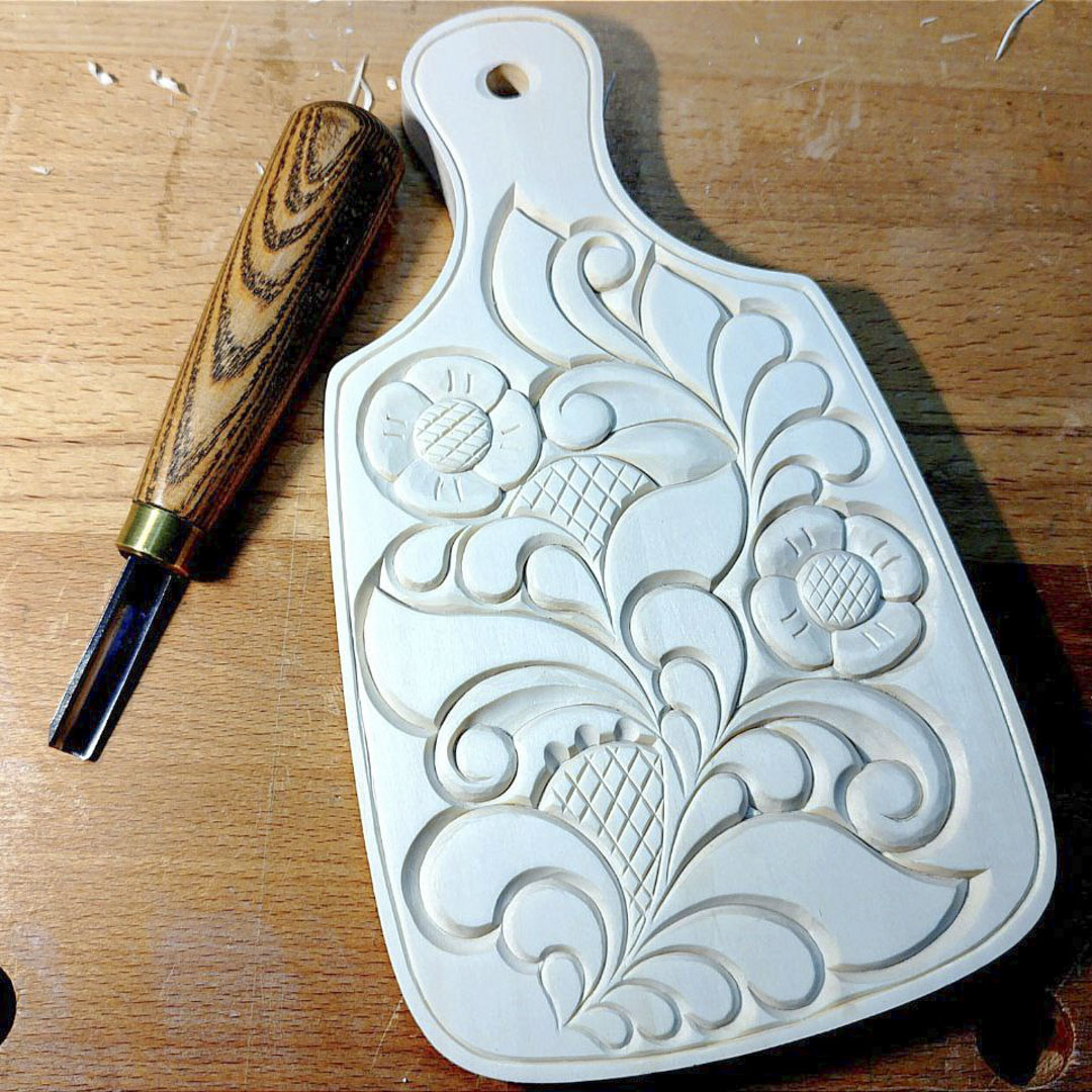 Курс «Абрамцево-Кудринская резьба по дереву»