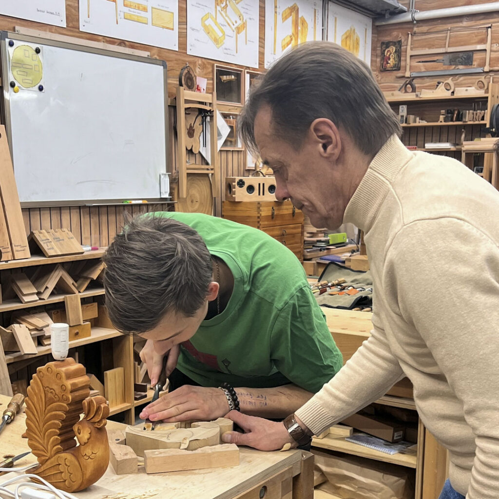 практикум, лампа - "Жар птица"